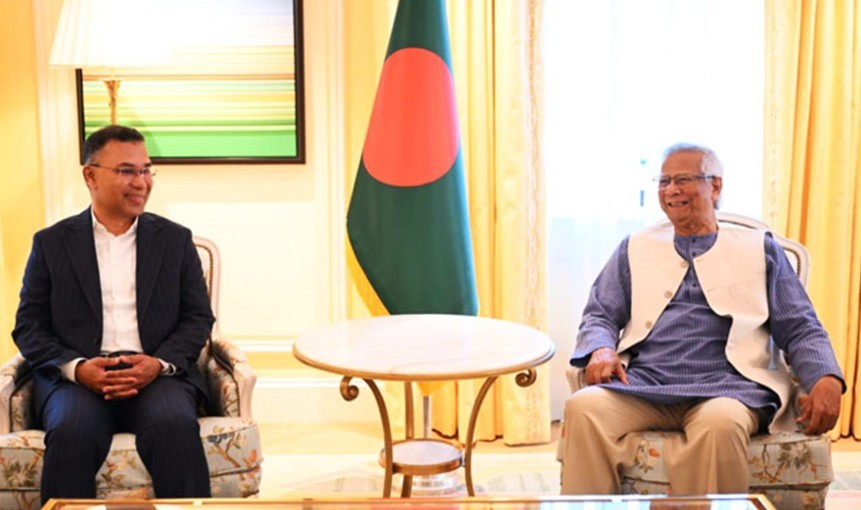 প্রধান উপদেষ্টা ড. ইউনূসের সঙ্গে তারেক রহমানের বৈঠক চলছে